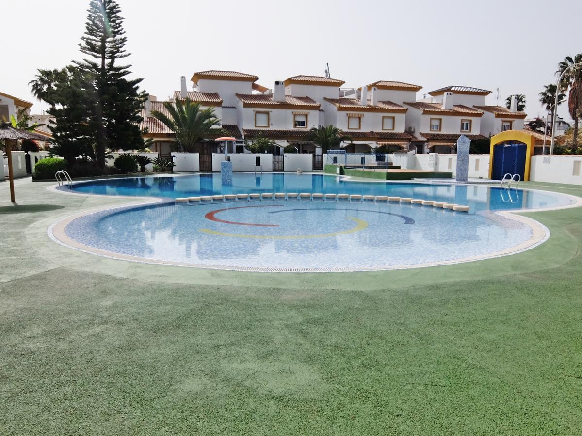 Apartamento Familiar Junto A La Playa De San Fernando - Oliva Eksteriør billede