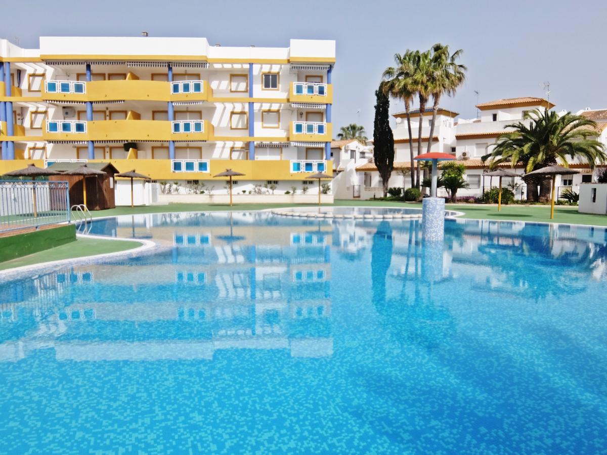 Apartamento Familiar Junto A La Playa De San Fernando - Oliva Eksteriør billede